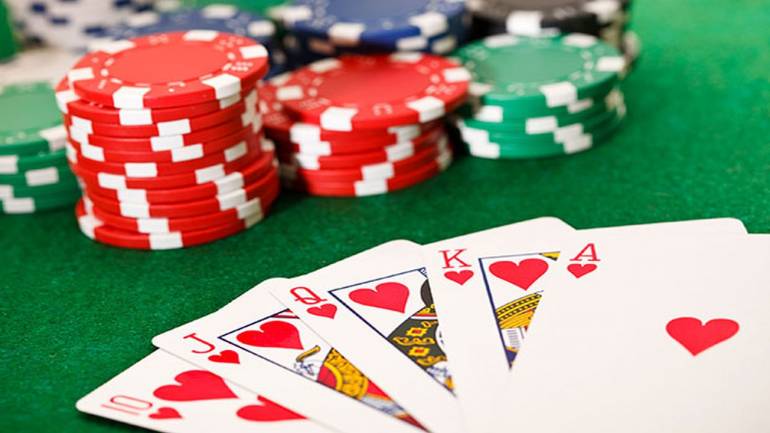 How to Choose the Best Online Casino for Playing XE88 APK
